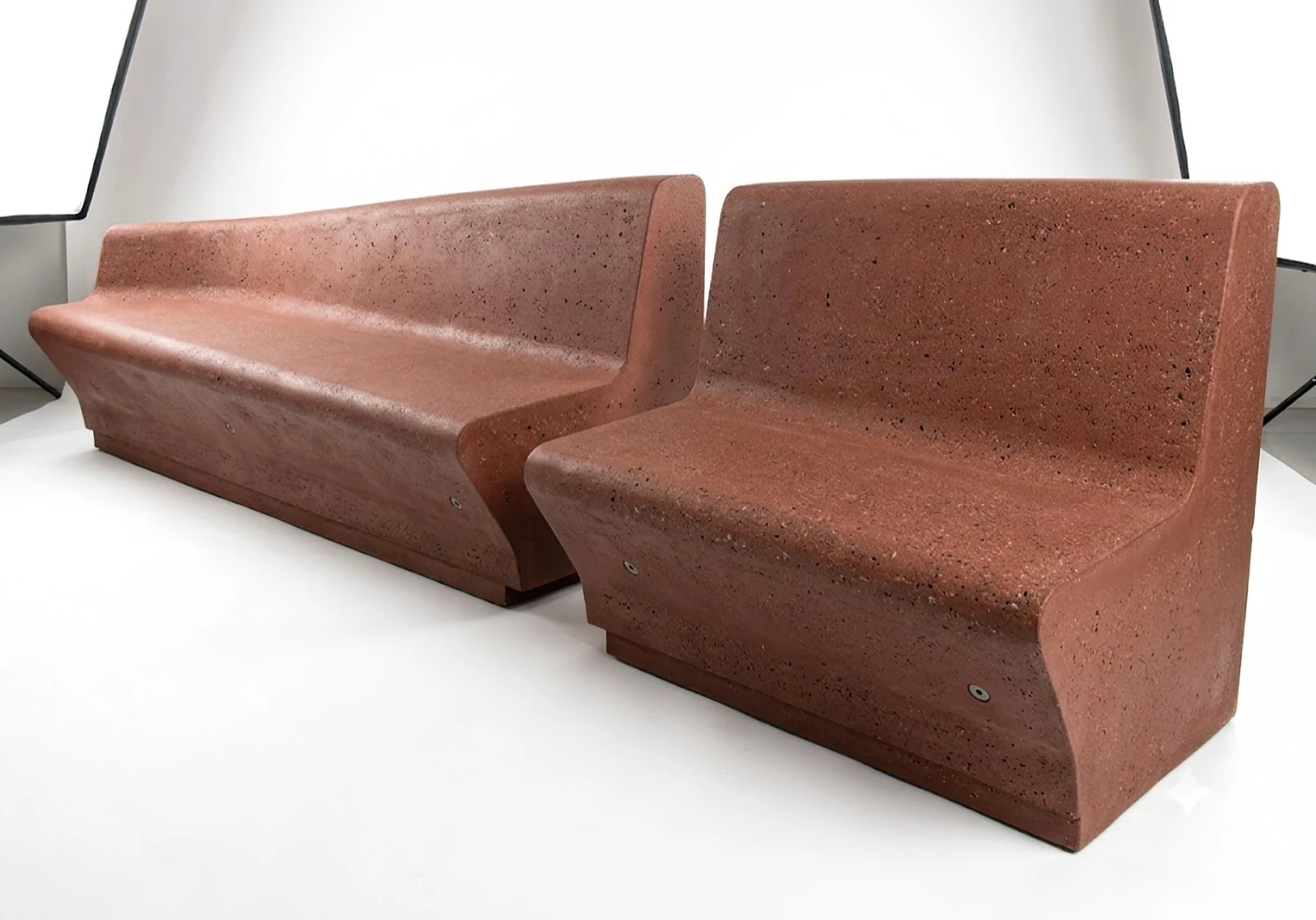 Raph Bench — detail 2