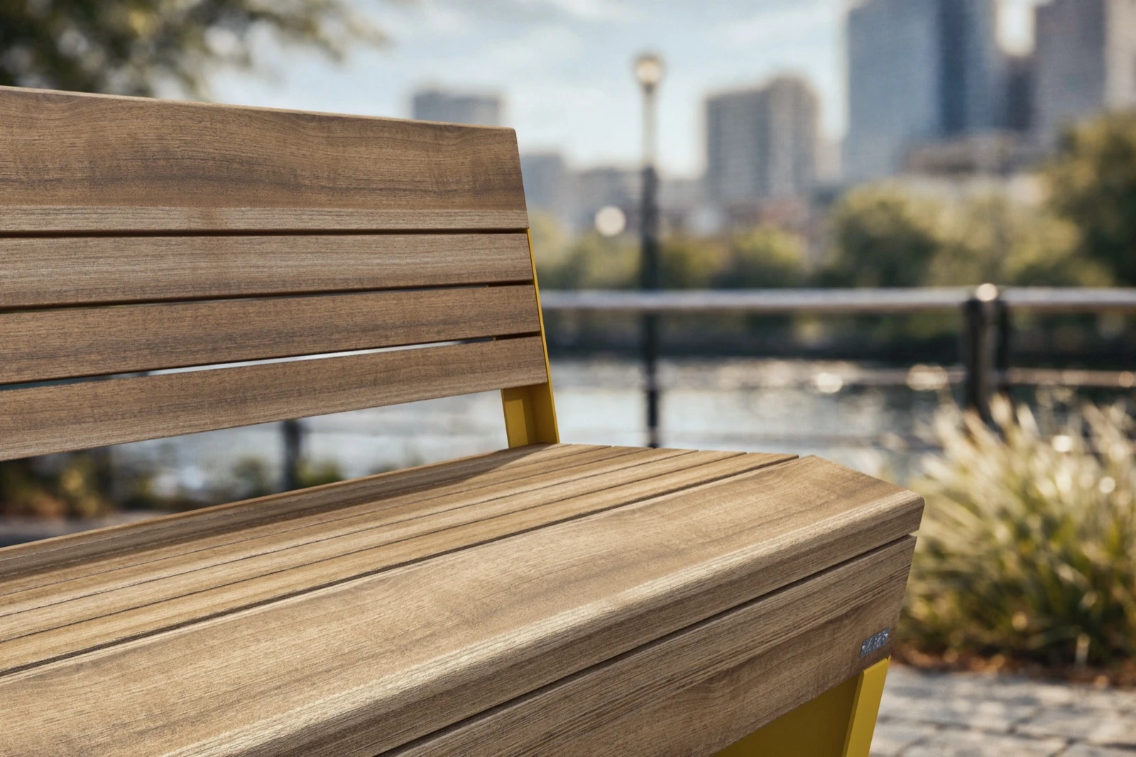 Pelmo Bench — detail 2